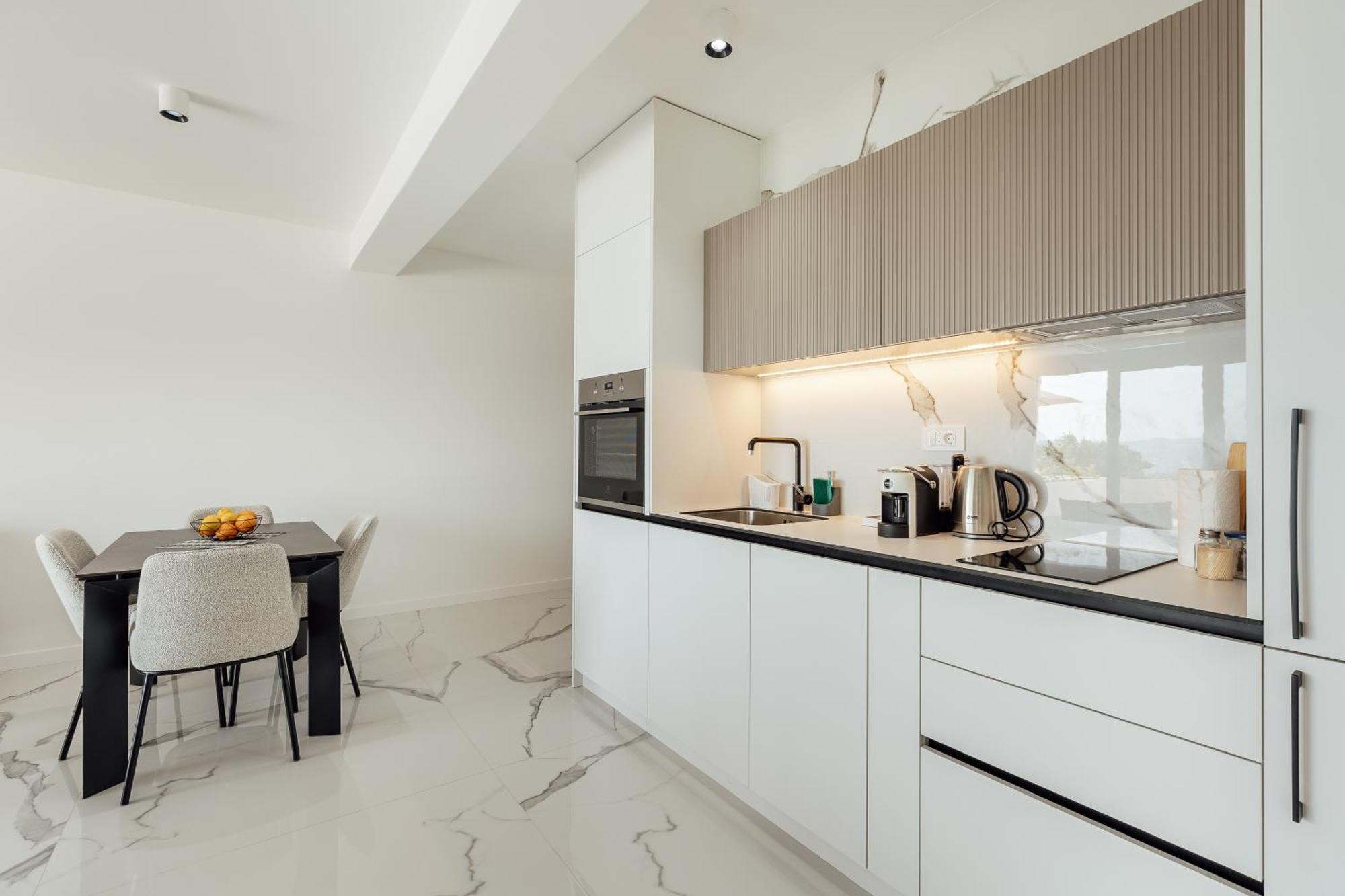 Savina Beachfront Oasis Herceg Novi Esterno foto
